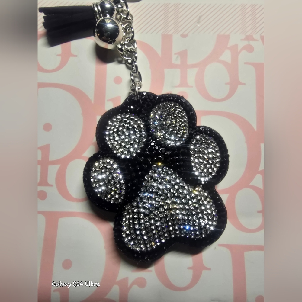 Paw Bag Charm/ Keychain New - Picture 3 of 6